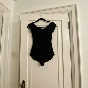 Alice & Olivia Off the shoulder body suit